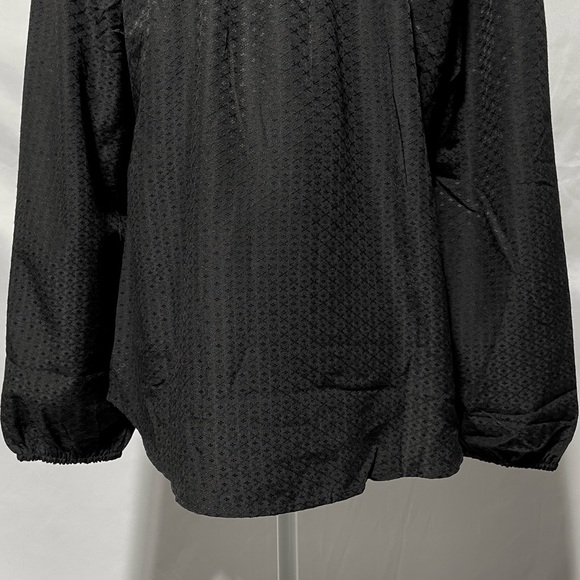 New Band Of The Free Crossover V-Neck Long Sleeve Top Hallie Black Size Medium - Picture 13 of 16